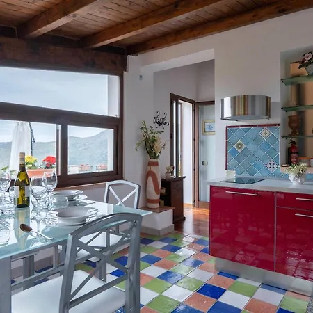 Apartment La Finestra Sulle Eolie *